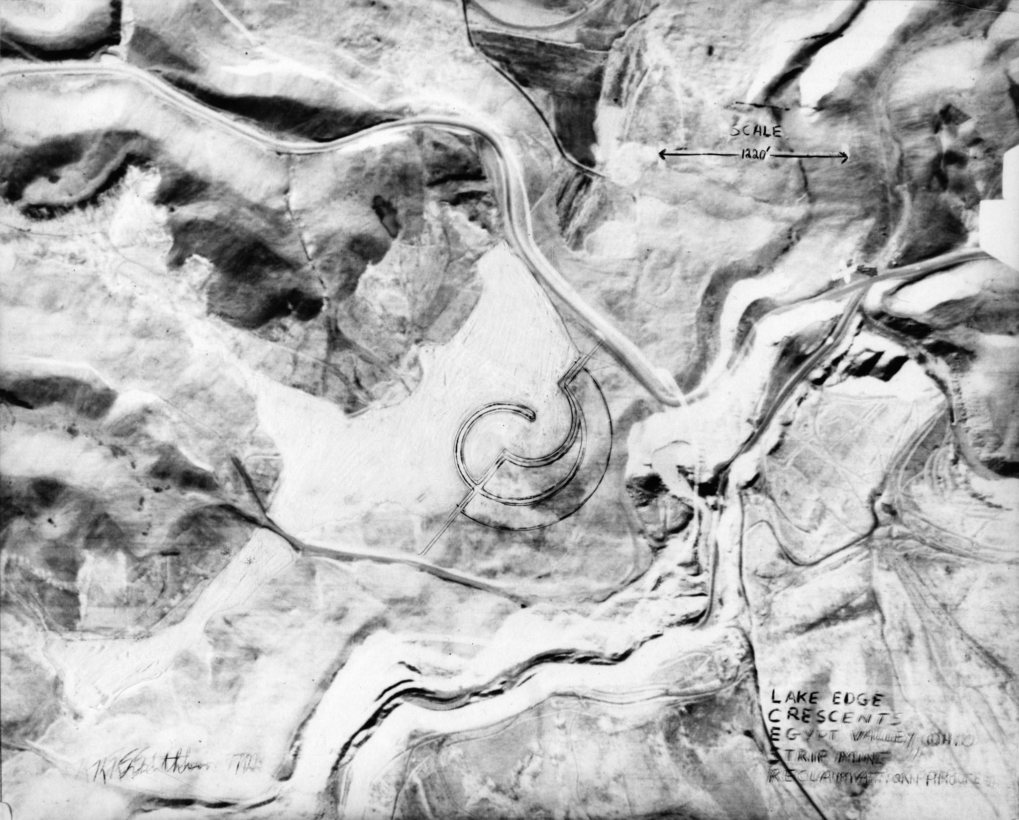 Robert Smithson's drawing of Lake Edge Crescents—Egypt Valley, Ohio—Strip Mine Reclamation Project