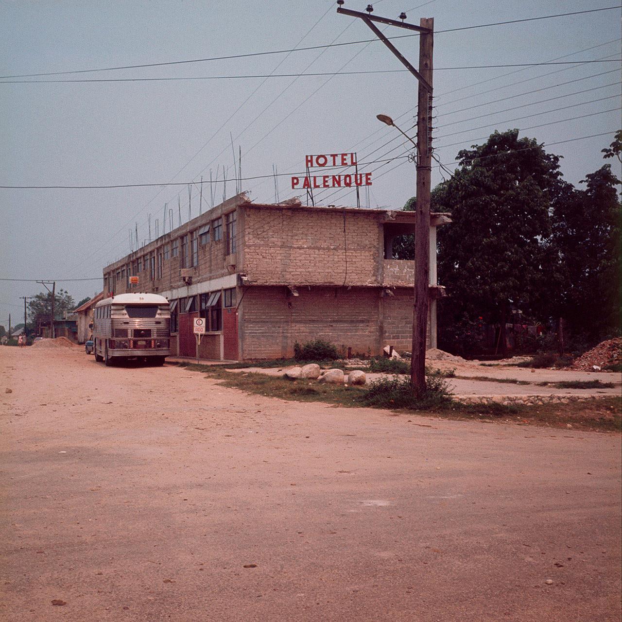 image of a hotel being constructed